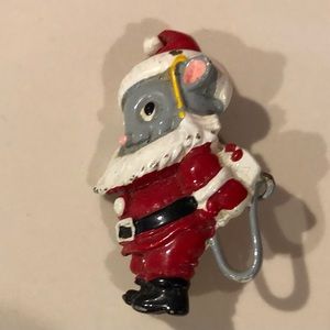 Previously Worn Christmas Mouse Pin for Children